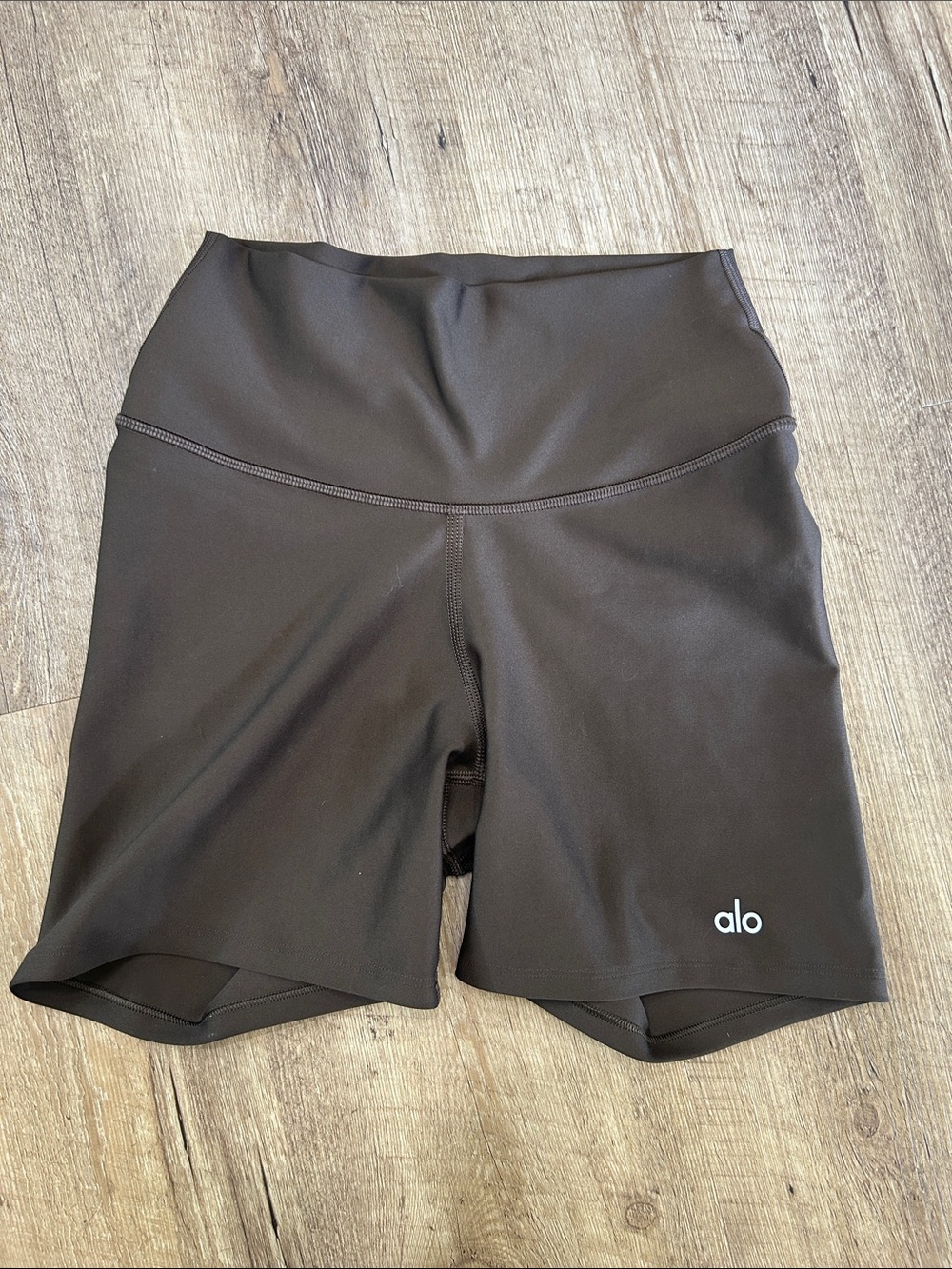 ALO Yoga Brown  Women’s Bike Shorts with Subtle Logo